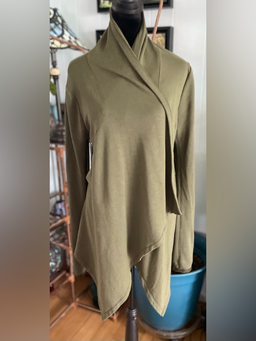 bordeaux Open Front Drape Olive Green Sweater Cardigan Size Medium